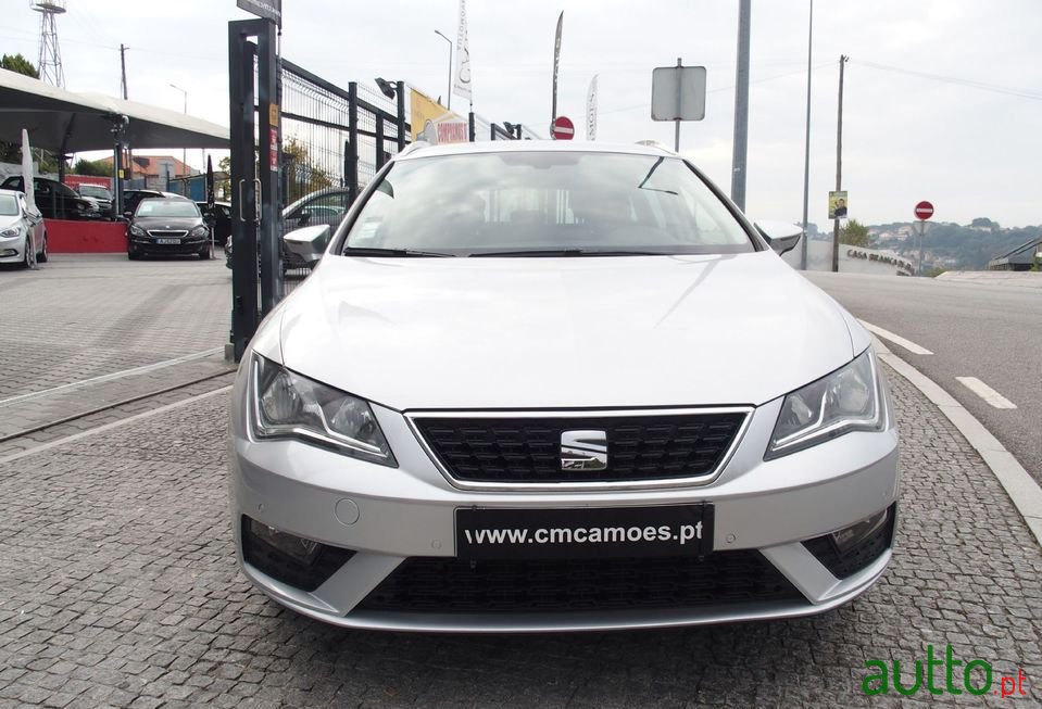 2017' SEAT Leon St photo #3