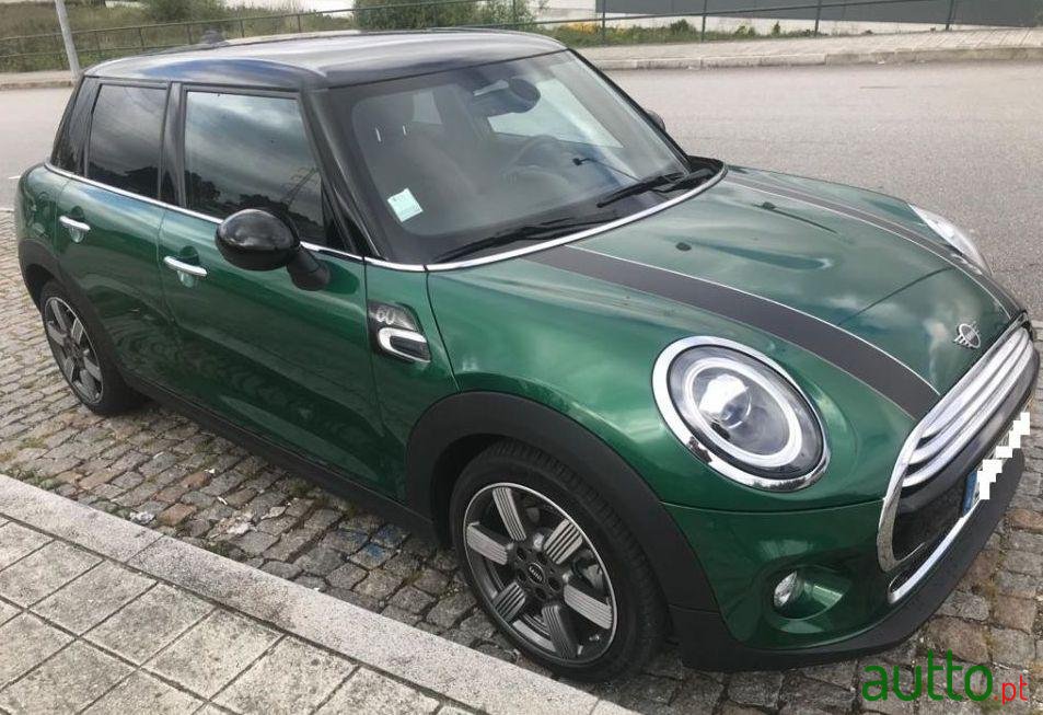 2019' MINI Cooper photo #1