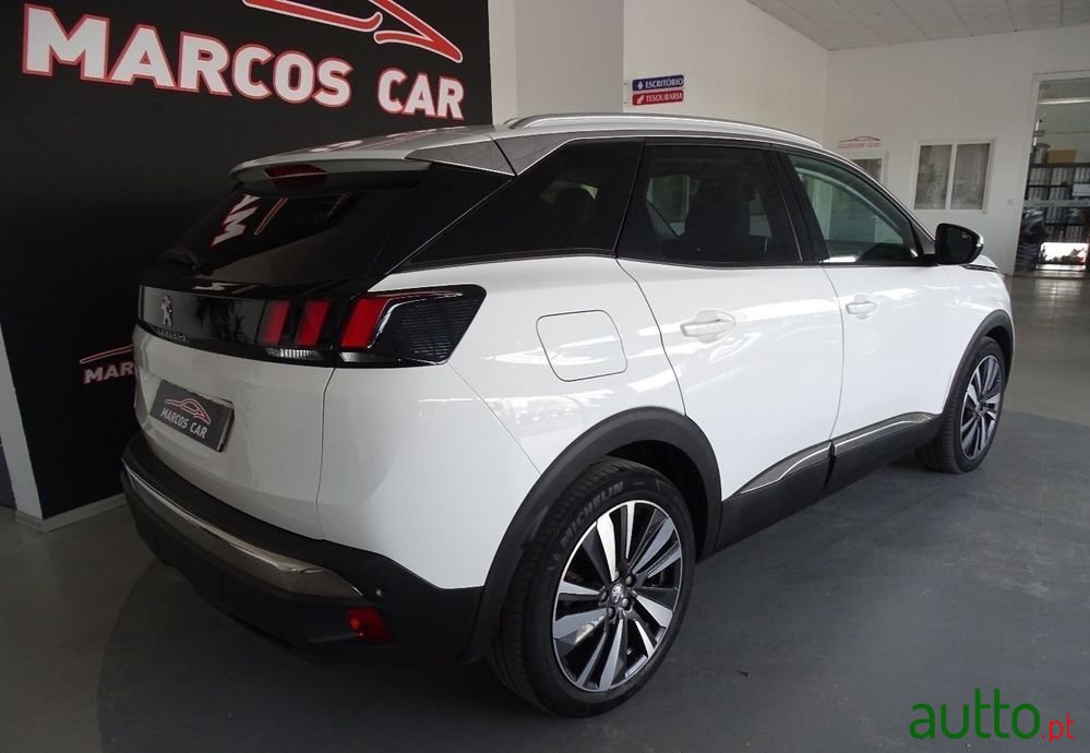 2018' Peugeot 3008 photo #5