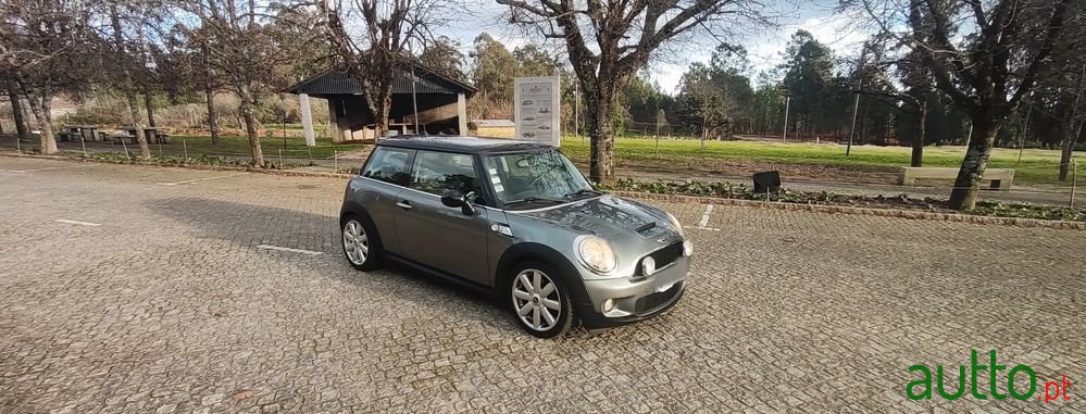 2009' MINI Cooper S 3 Portas photo #4