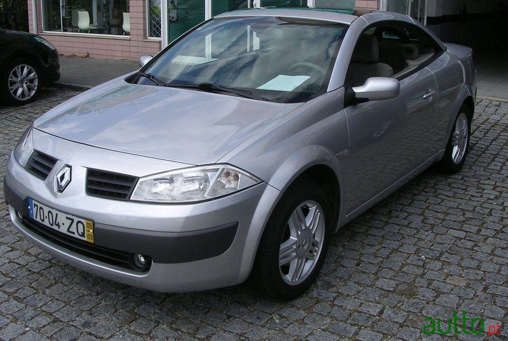 2005' Renault 1.6i Karmann photo #1