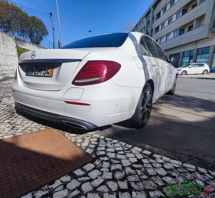 2016' Mercedes-Benz E-350 photo #3