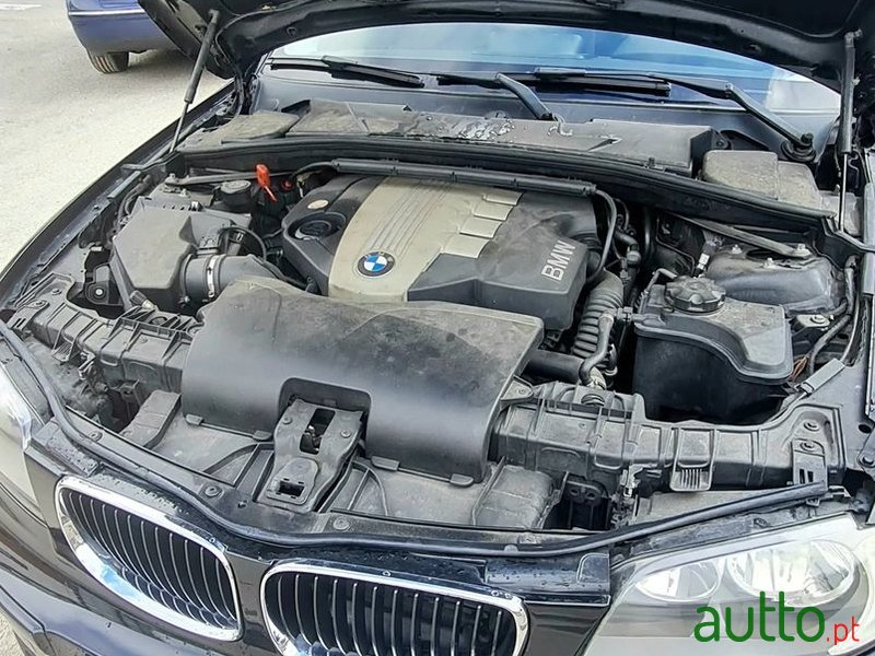 2008' BMW Série 1 D Line Sport photo #5