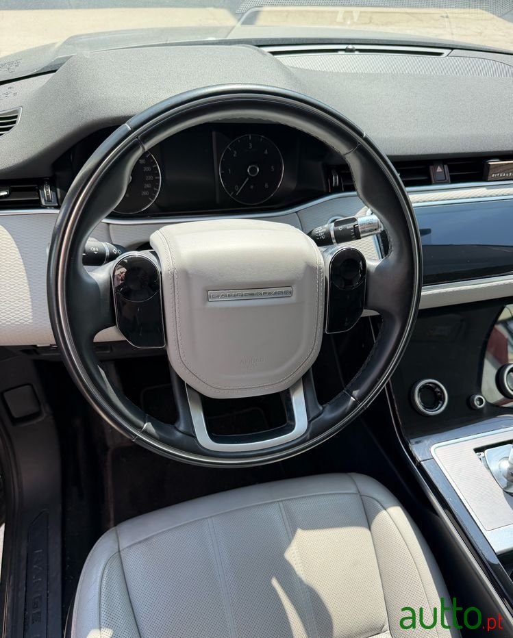 2019' Land Rover Range Rover Evoque photo #5