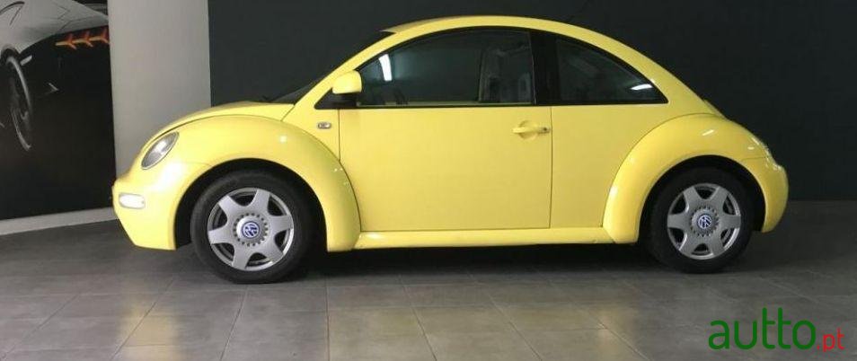 1999' Volkswagen Beetle photo #2