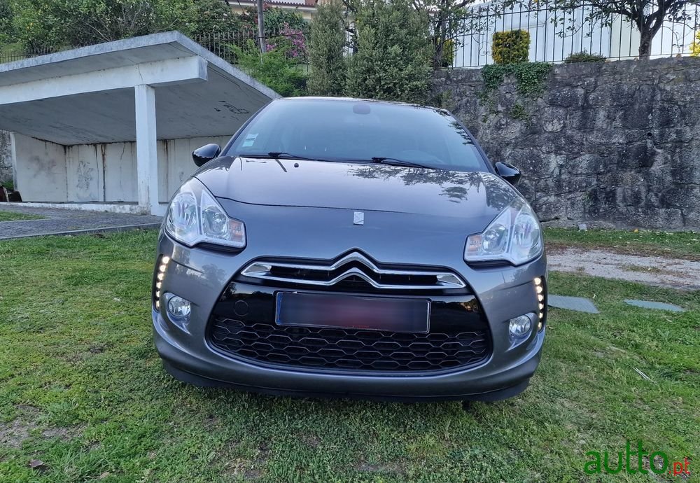 2012' Citroen DS3 photo #6