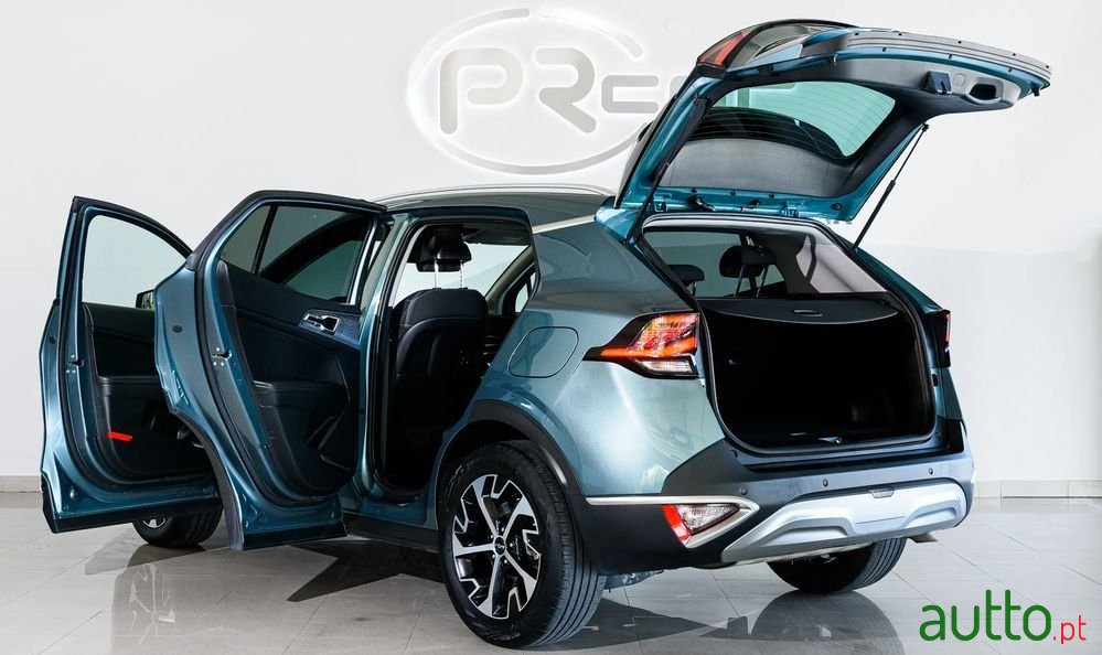 2023' Kia Sportage 1.6 T-Gdi Drive photo #6