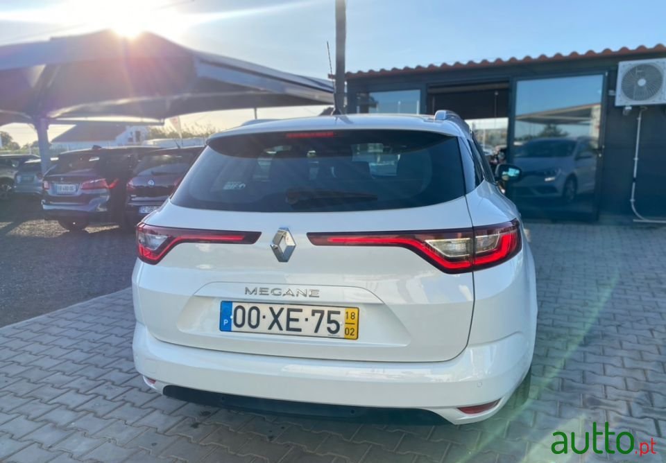 2018' Renault Megane Sport Tourer photo #6
