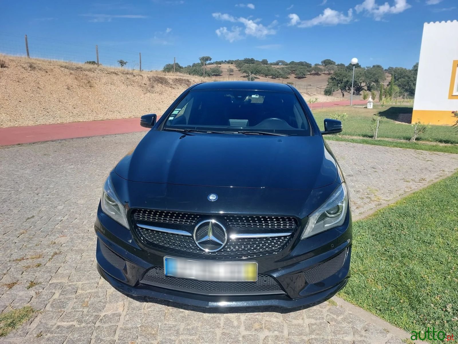2016' Mercedes-Benz Cla-180 photo #3
