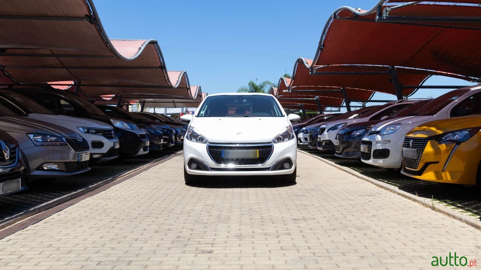 2018' Peugeot 208 photo #2