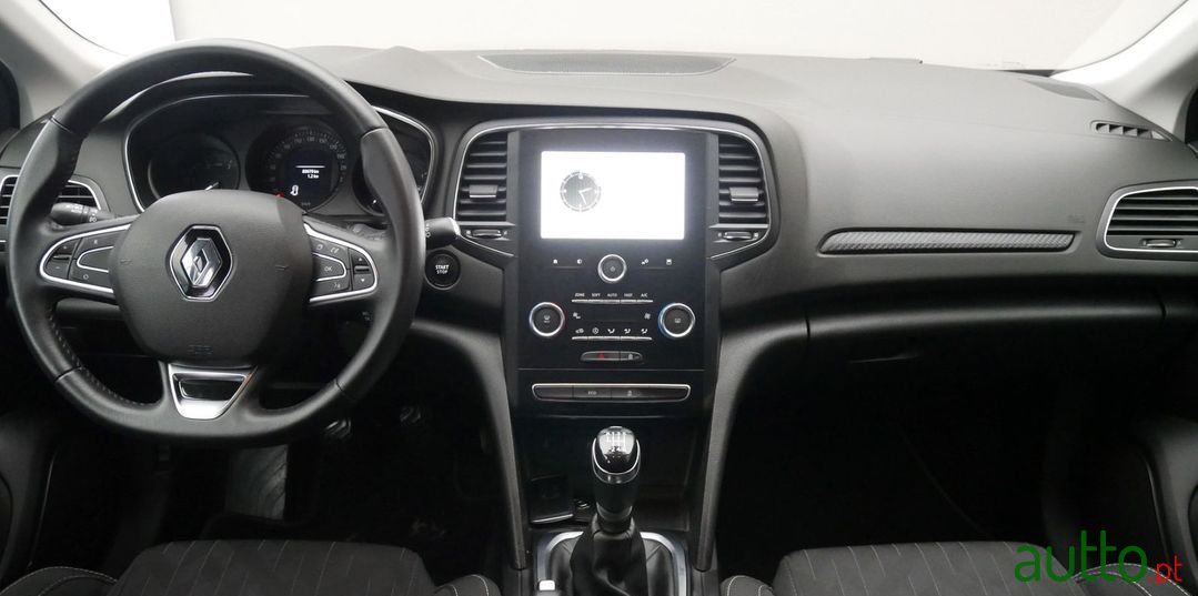 2019' Renault Megane Sport Tourer photo #6