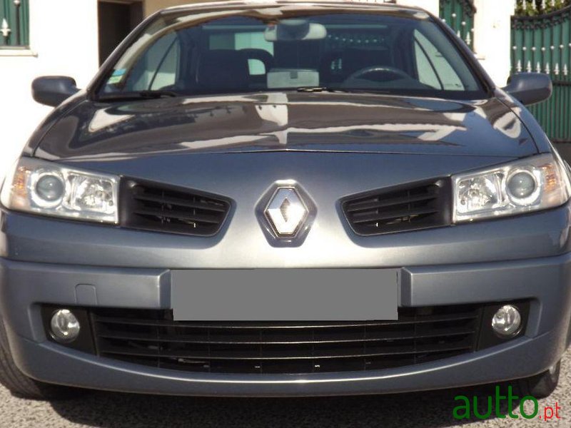 2006' Renault Megane photo #3