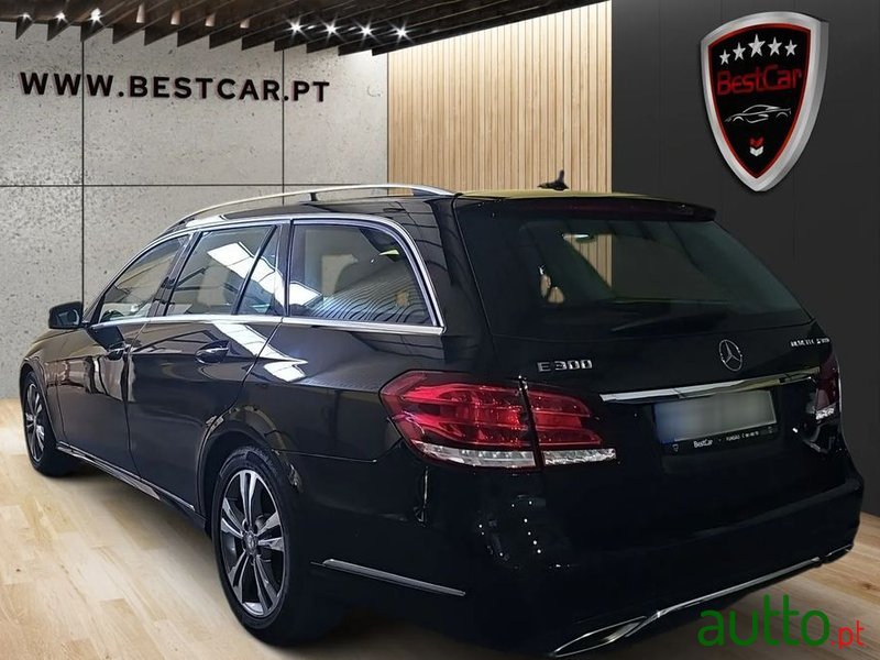 2015' Mercedes-Benz Classe E photo #4