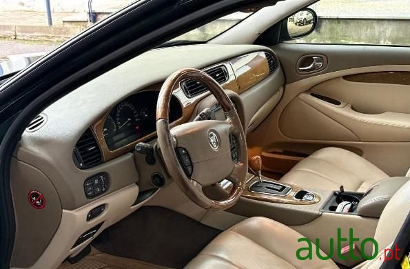 2004' Jaguar S-Type photo #4