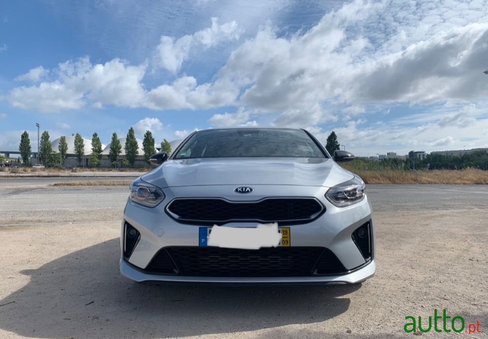 2019' Kia Ceed photo #2