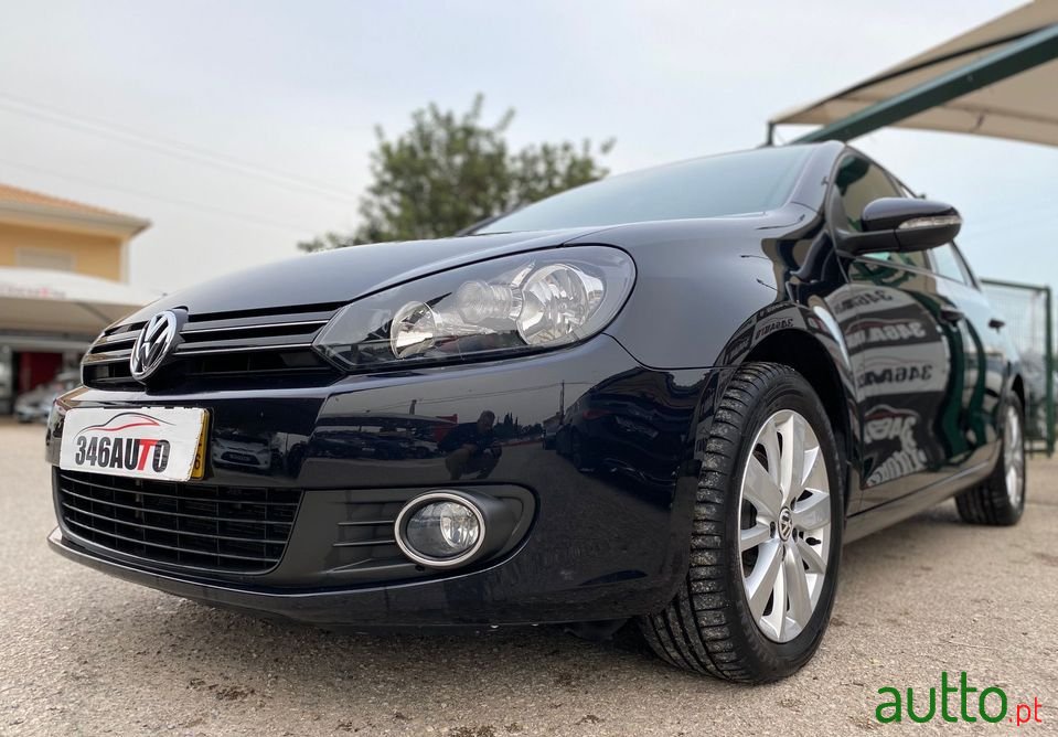 2012' Volkswagen Golf photo #4