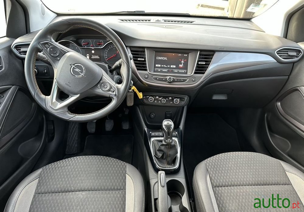 2017' Opel Crossland X photo #4