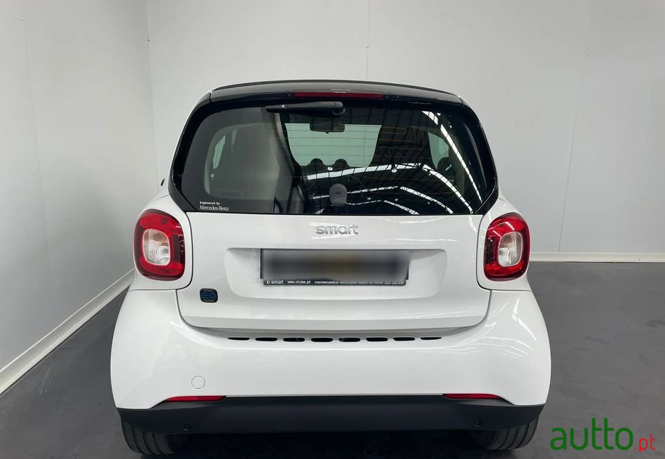 2018' Smart Fortwo photo #5
