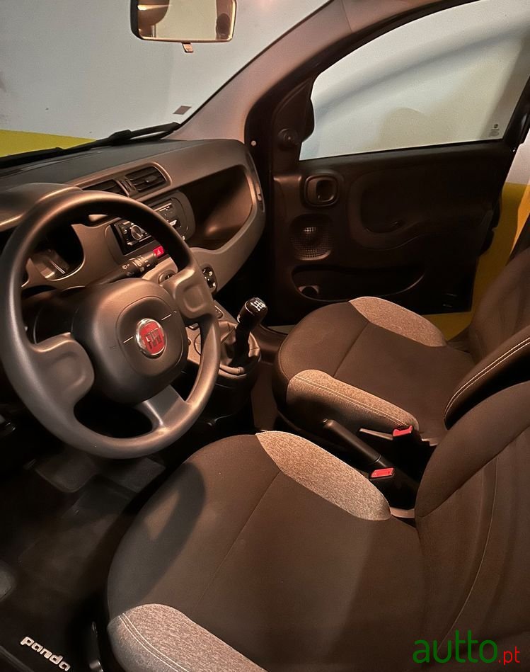 2023' Fiat Panda 1.0 Gse Hybrid photo #3