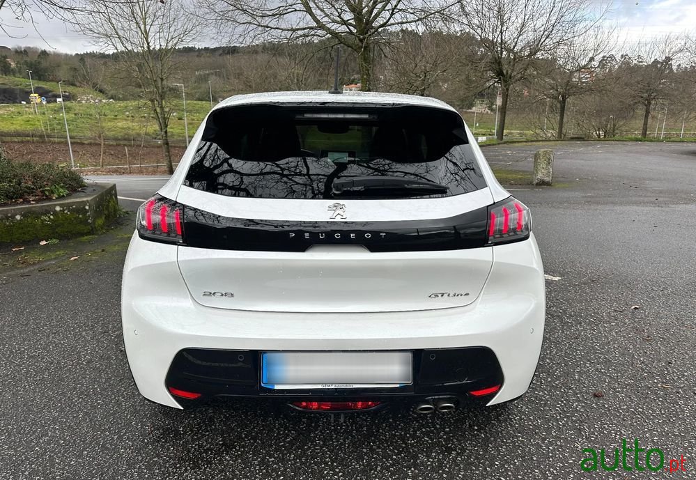 2020' Peugeot 208 photo #6