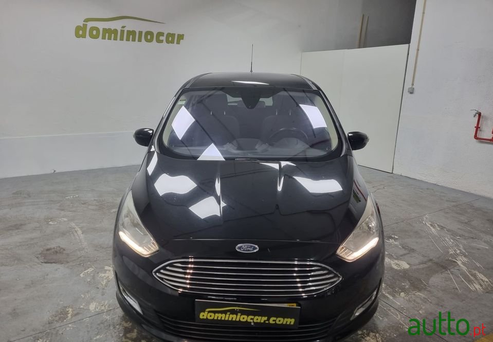 2015' Ford Grand C-MAX photo #2