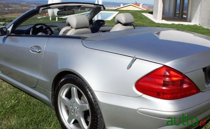 2004' Mercedes-Benz SL 350 photo #4