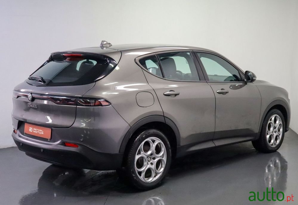 2022' Alfa Romeo Tonale 1.5 Hybrid Sprint photo #3