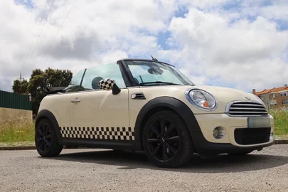 2011' MINI One D 3 Portas