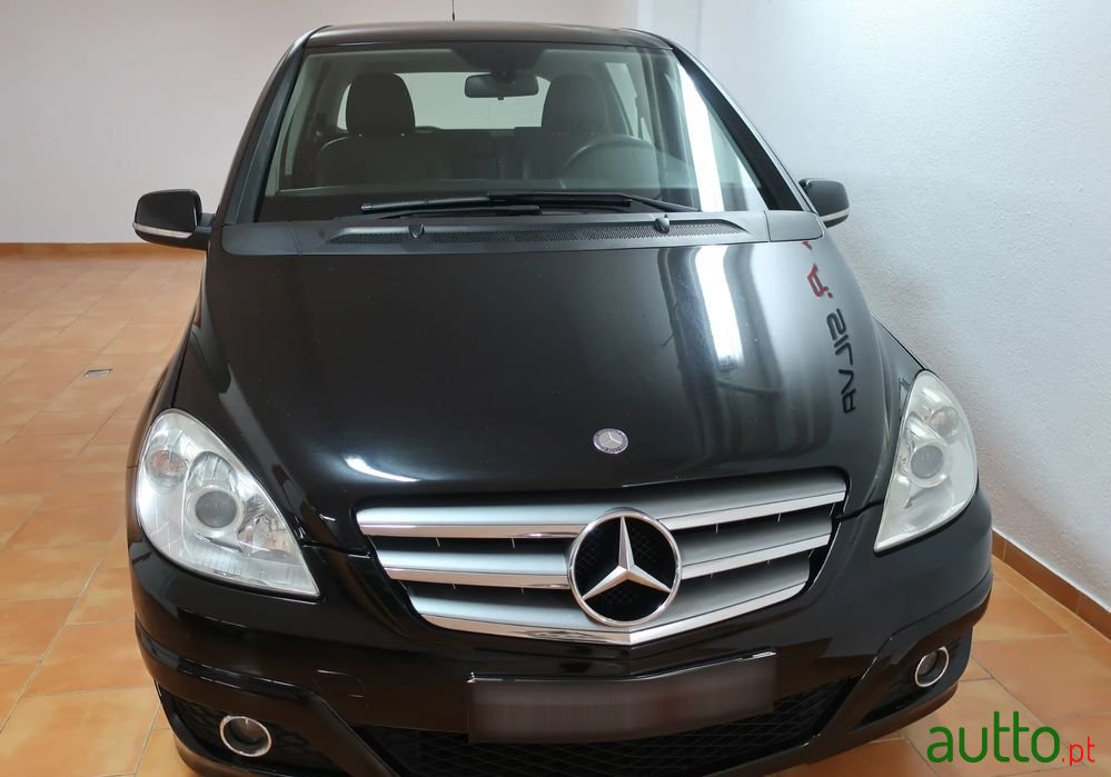 2008' Mercedes-Benz Classe B Cdi photo #3