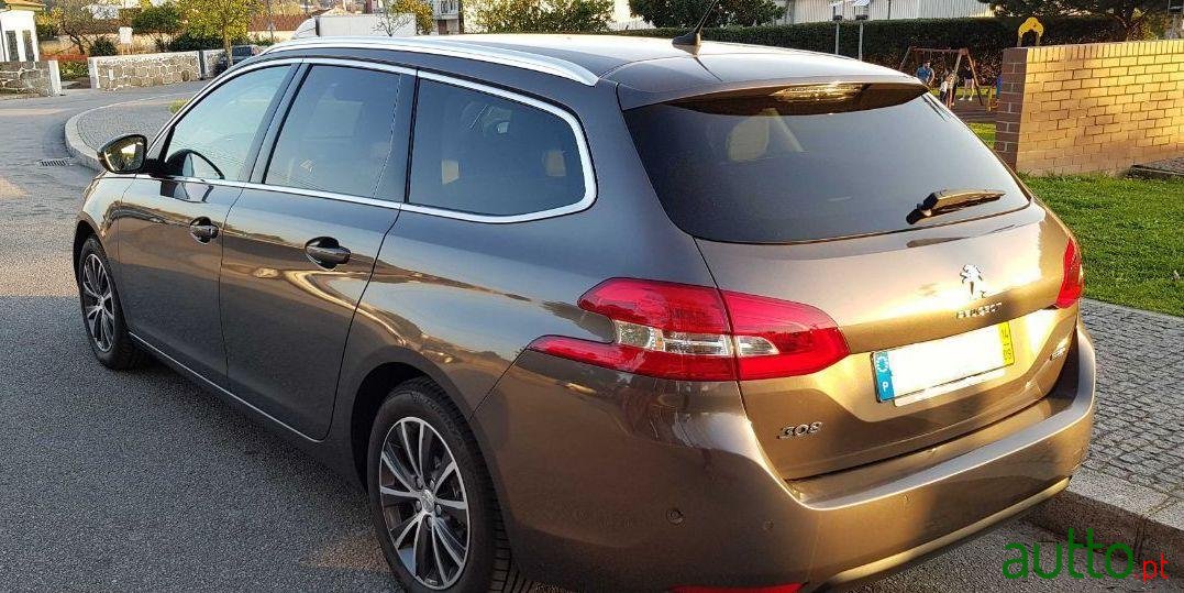 2014' Peugeot 308 Sw photo #4
