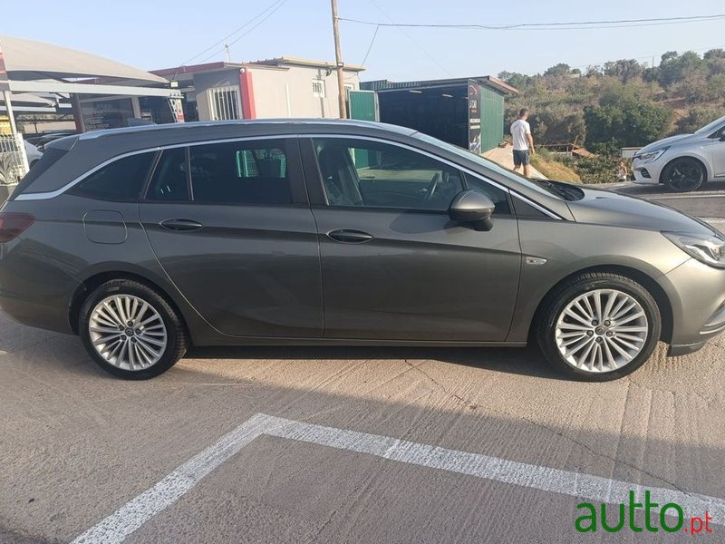 2018' Opel Astra Sports Tourer photo #6