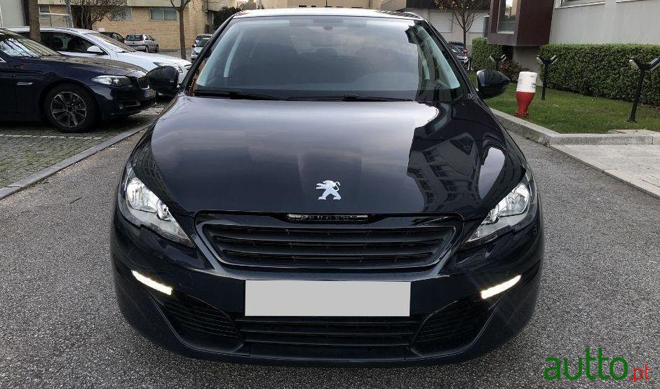 2015' Peugeot 308 photo #2