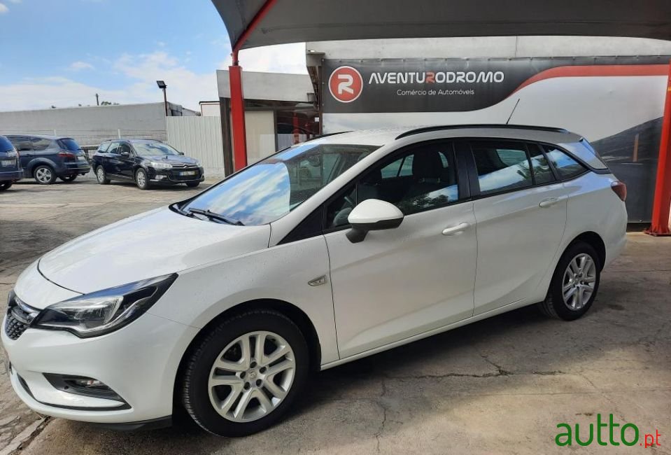 2016' Opel Astra Sports Tourer photo #6