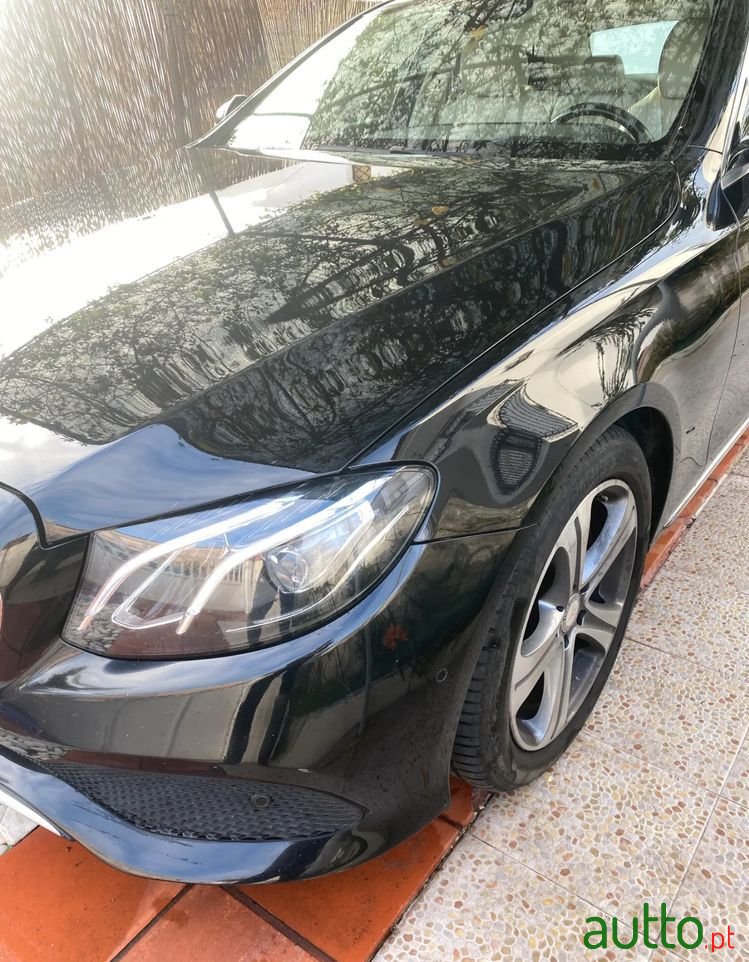 2017' Mercedes-Benz E 220 D Exclusive photo #6
