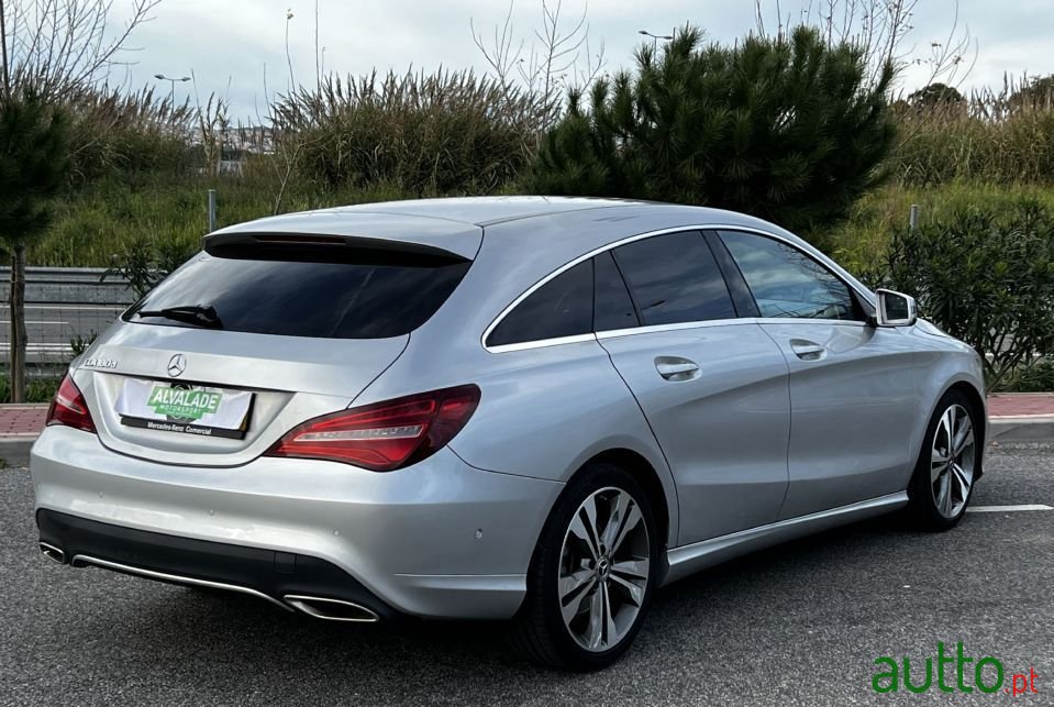 2017' Mercedes-Benz Cla-180 photo #5