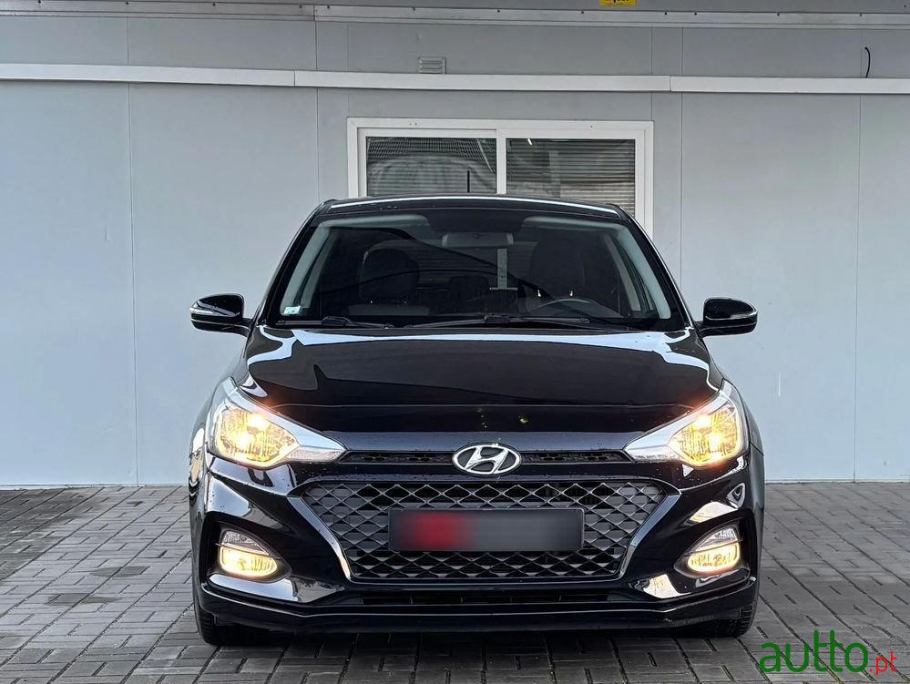 2019' Hyundai i20 photo #2