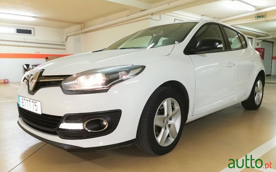 2015' Renault Megane photo #4