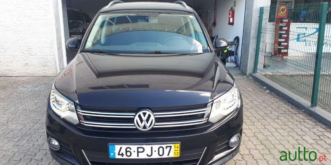 2014' Volkswagen Tiguan photo #3