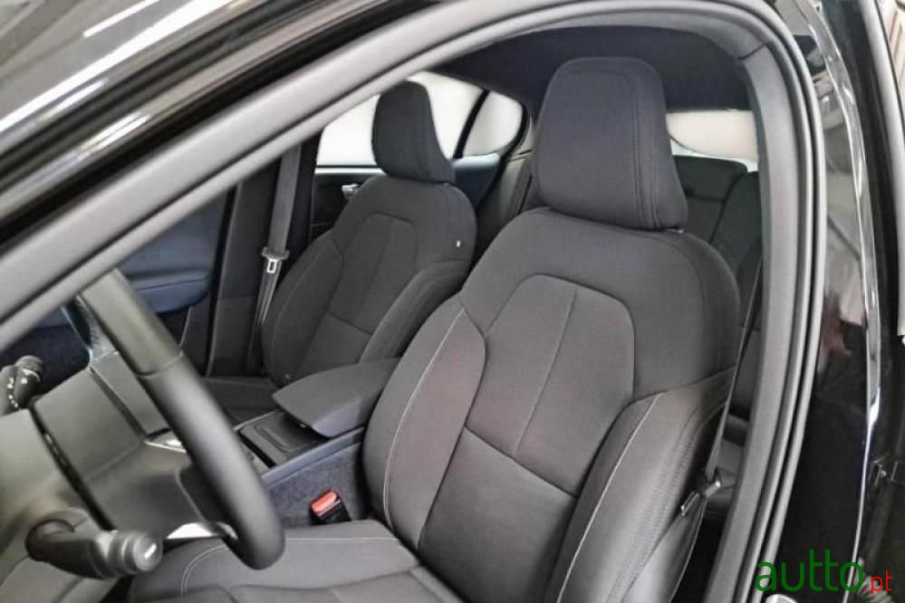 2023' Volvo C40 Recharge Plus photo #5
