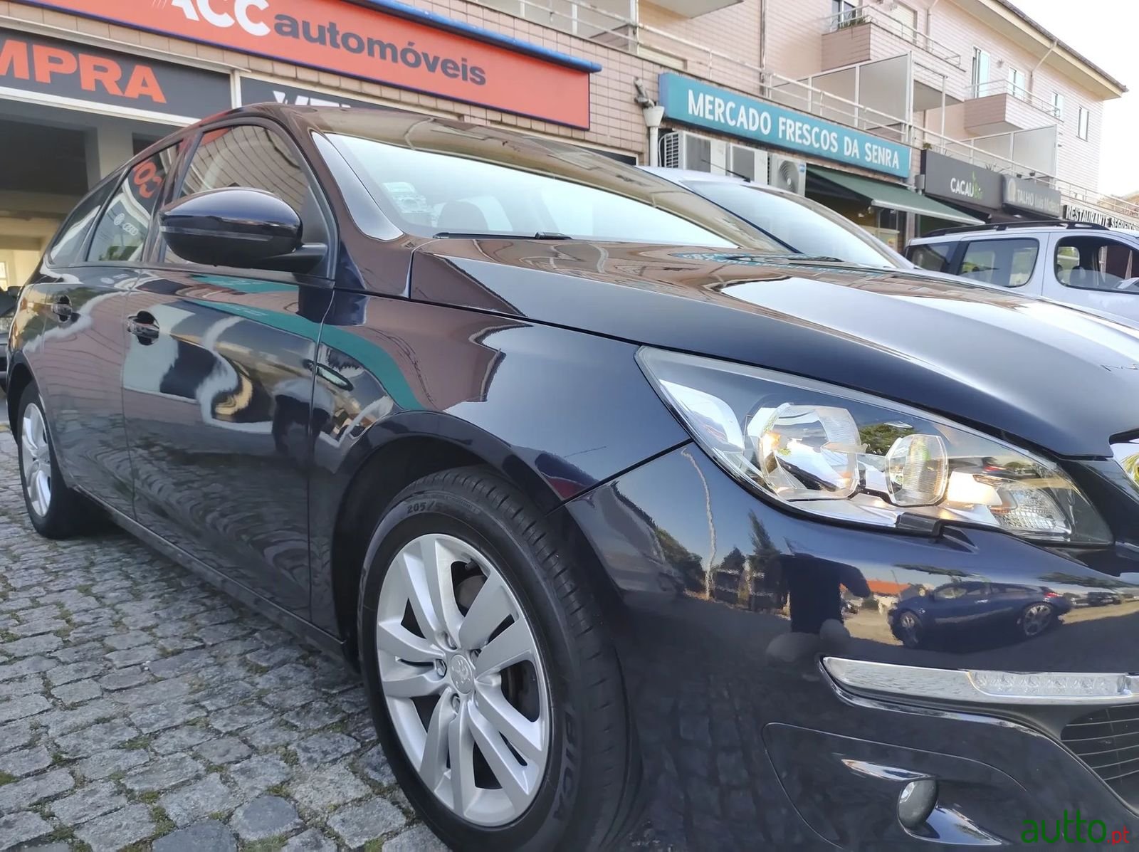 2015' Peugeot 308 Sw photo #2