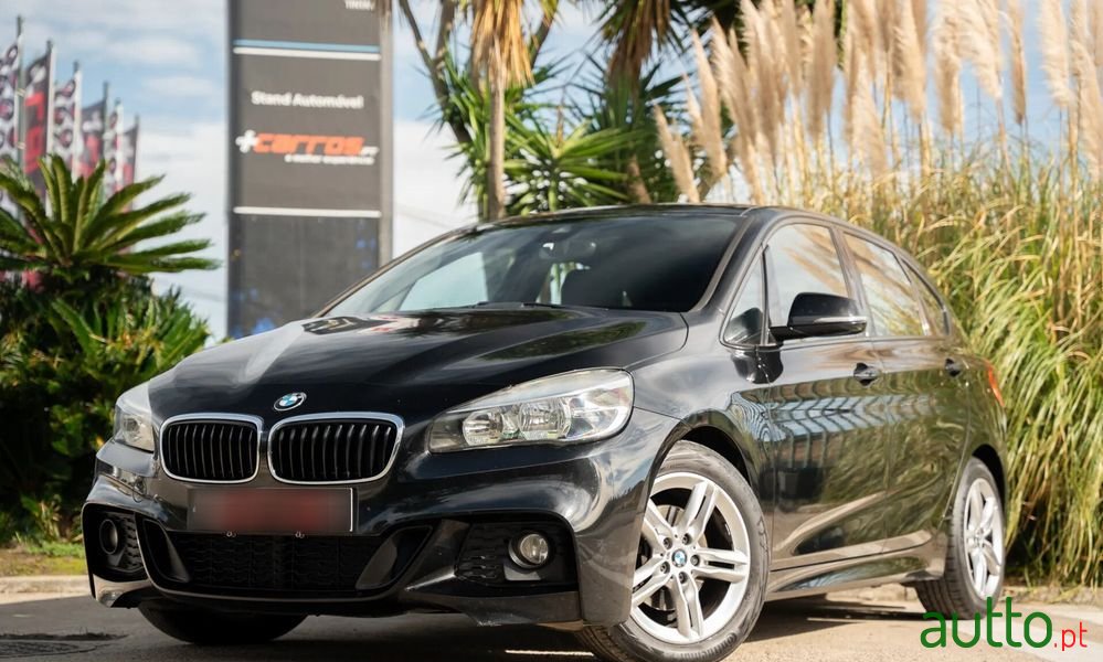 2015' BMW Série 2 D Pack M Auto photo #1