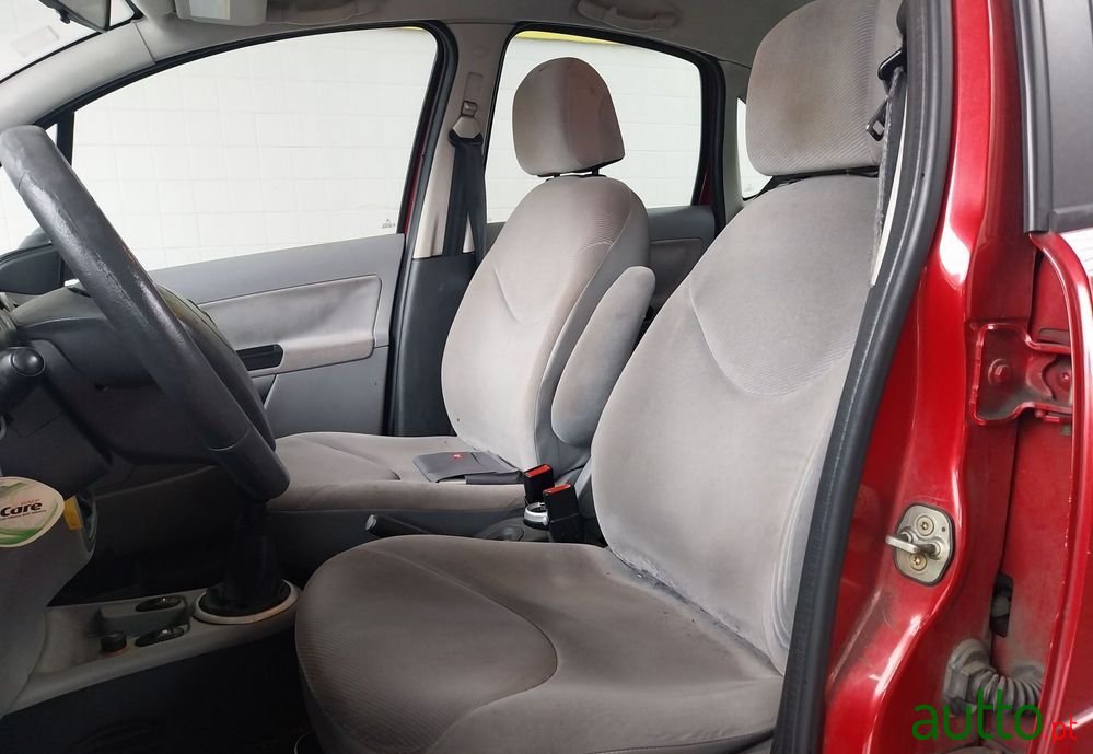 2005' Citroen C3 1.1 Sx Pack photo #4