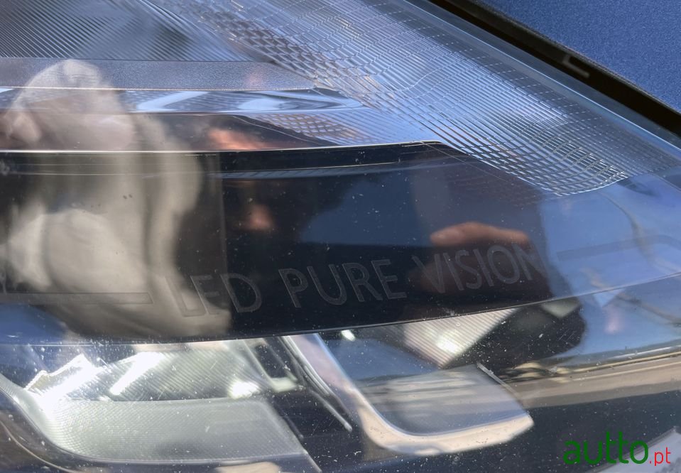 2016' Renault Clio photo #2