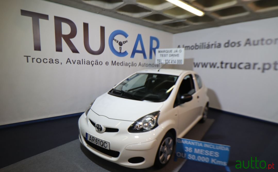 2010' Toyota Aygo photo #3