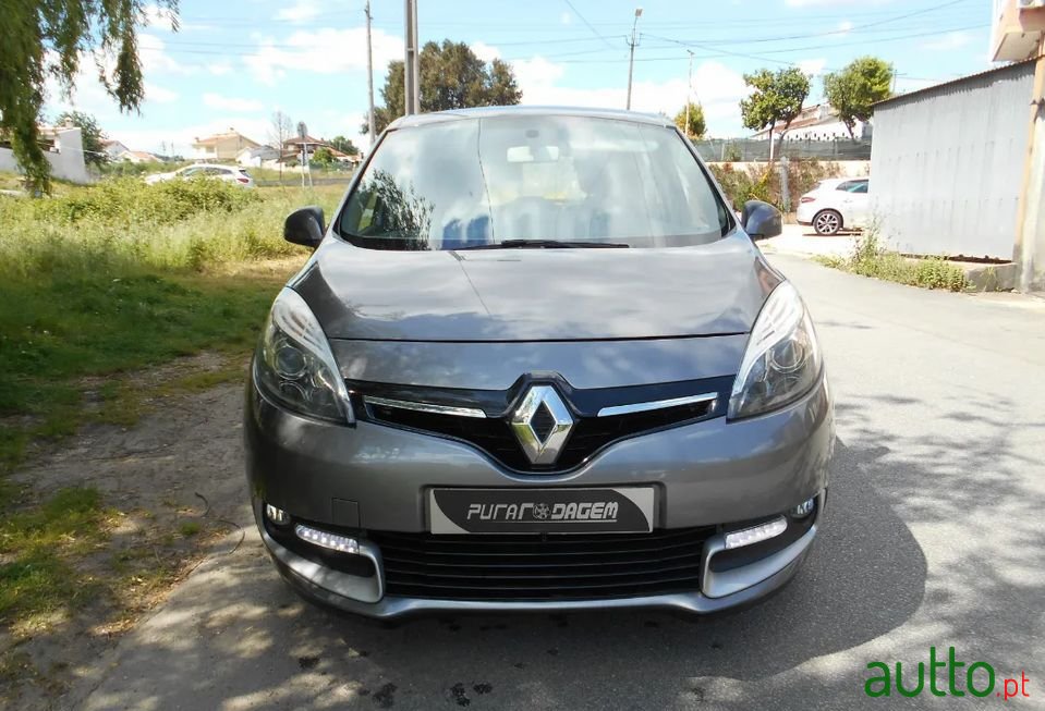 2016' Renault Scenic photo #2