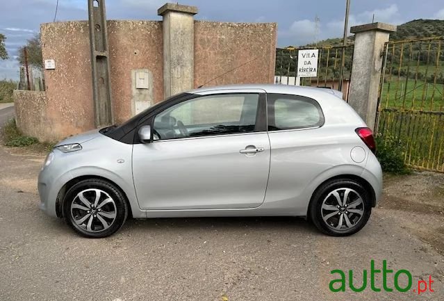 2014' Citroen C1 1.2 Vti Shine photo #4