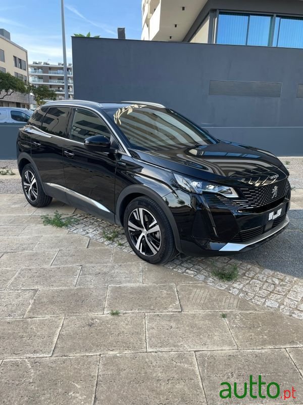 2021' Peugeot 3008 photo #3