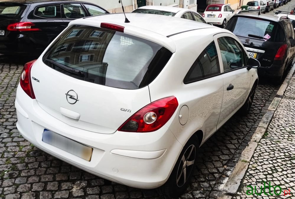 2009' Opel Corsa photo #2