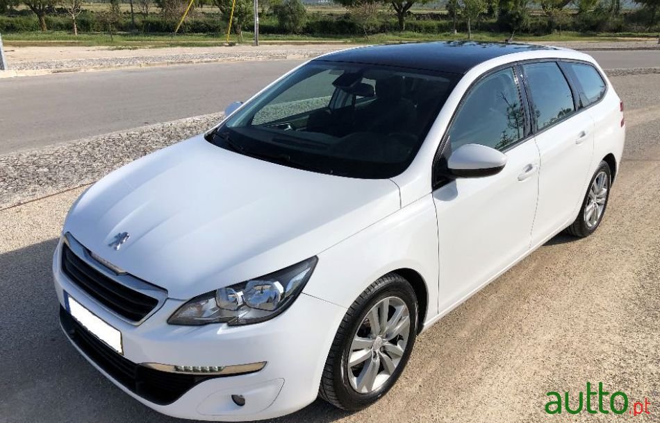 2015' Peugeot 308 Sw photo #1