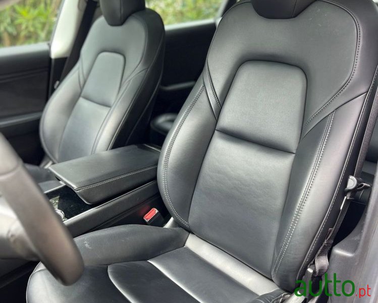 2019' Tesla Model 3 photo #4